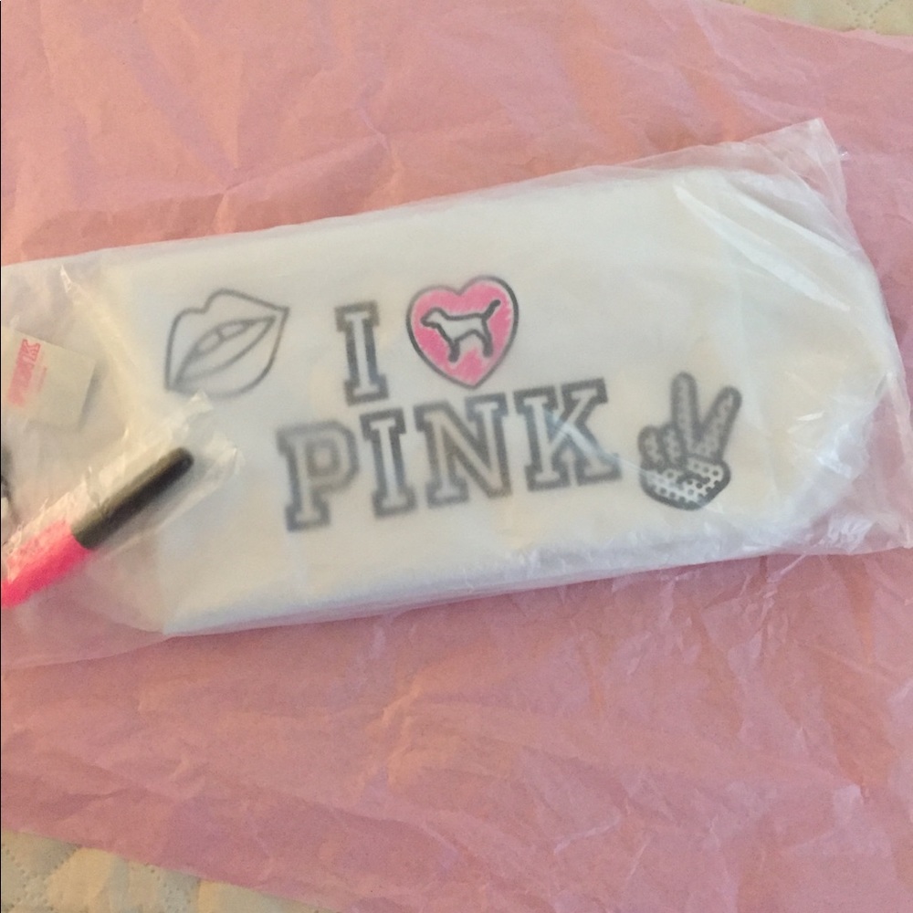 PINK Travel Pouch. New by VS. - Picture 2 of 6